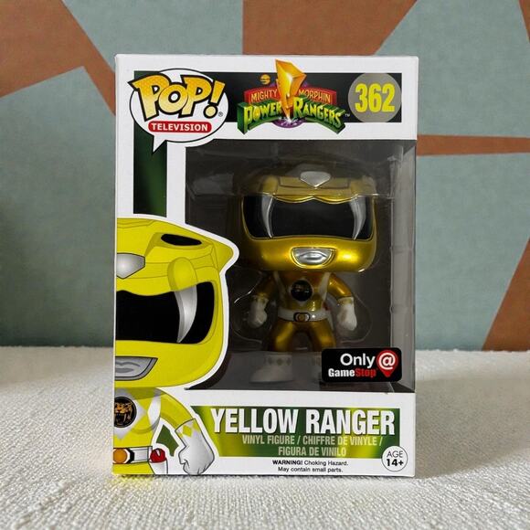 Funko Pop Unopened Yellow Ranger 362 Mighty Morphin' Power Rangers Metallic - Picture 1 of 10